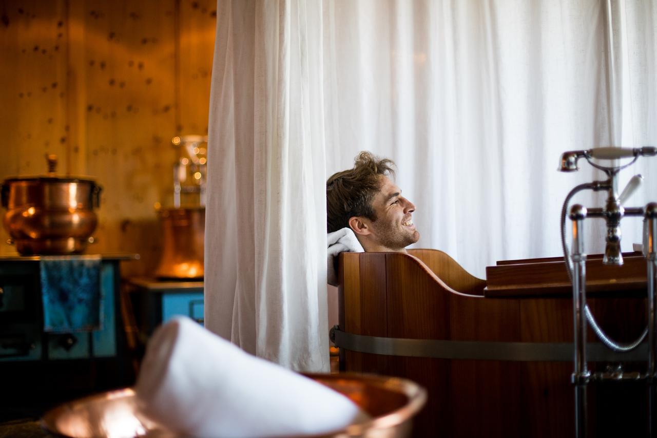 Romantik Hotel Turm Fie allo Sciliar Bagian luar foto